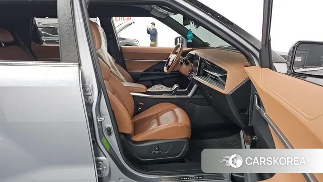 Ssangyong Torres 2022 Светло-серебряный цвет из Кореи, фото 2