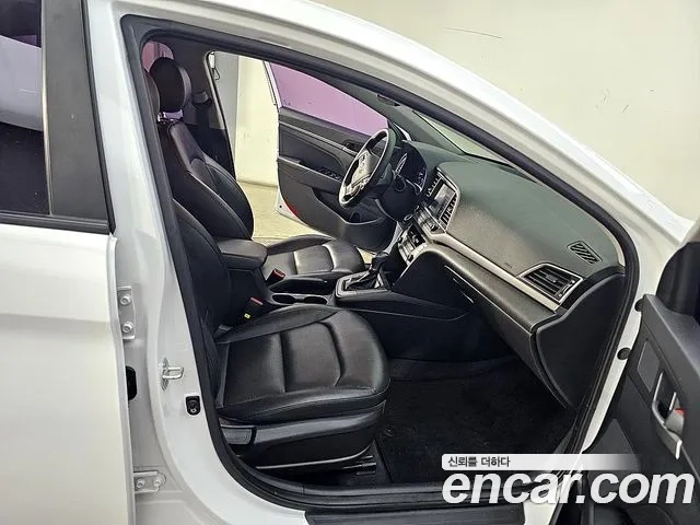 Hyundai Avante AD 2018 Белый из Кореи, фото 2