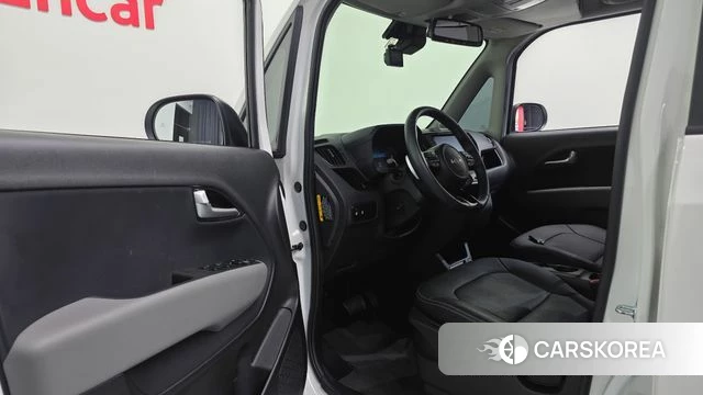 Kia The New Kia Ray EV 2024 Белый из Кореи, фото 2