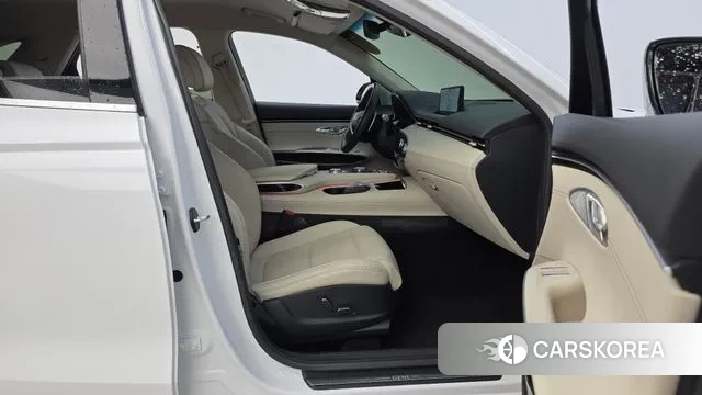 Genesis GV70 2022 Белый из Кореи, фото 2