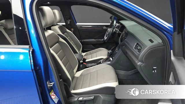 Volkswagen T-Roc 2021 Синий из Кореи, фото 2