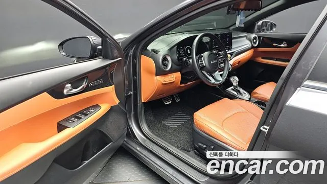 Kia The New K3 2nd generation 2023 Серый из Кореи, фото 2