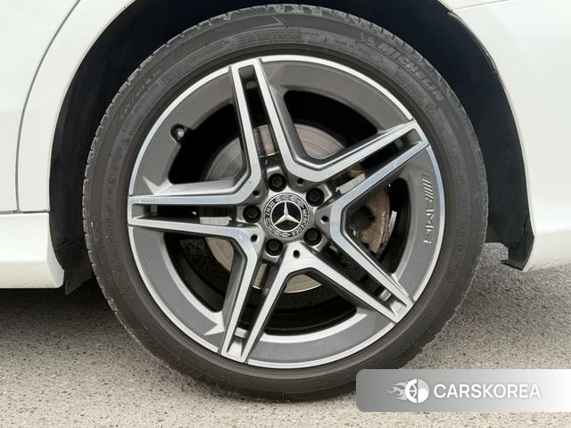 Mercedes-Benz Class C (imported) 2021 Белый из Китая, фото 2