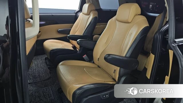 Kia Carnival 4th generation 2021 Черный из Кореи, фото 2