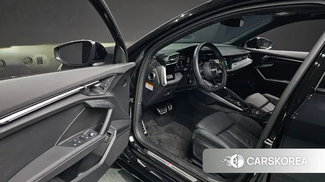 Audi S3 (8Y) 2023 Черный из Кореи, фото 2