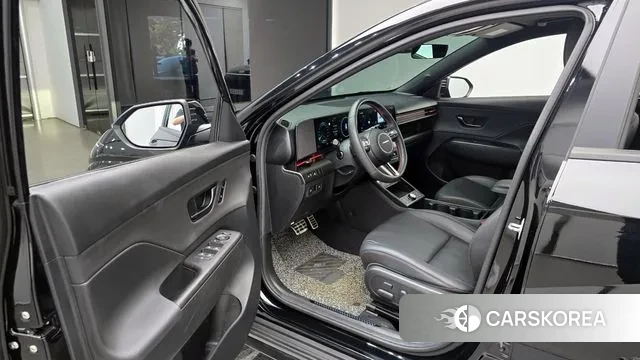 Hyundai Kona (SX2) 2023 Черный из Кореи, фото 2