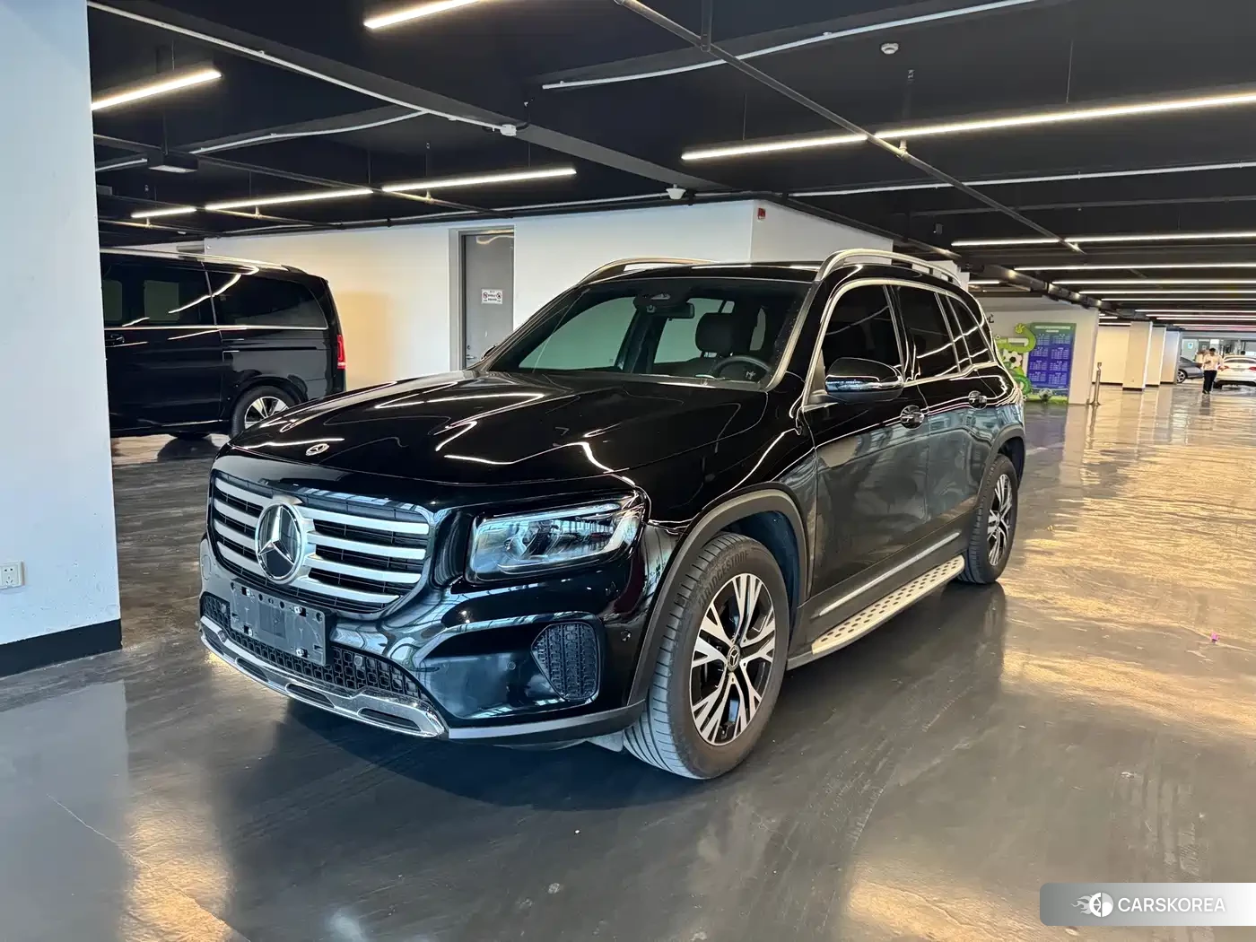Mercedes-Benz GLB 2024 Черный из Китая, фото 2
