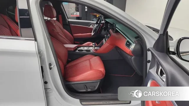 Genesis The New G70 2022 Светло-серебряный цвет из Кореи, фото 2