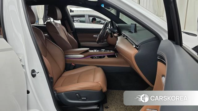 Genesis GV70 2021 Белый из Кореи, фото 2