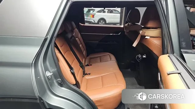 Ssangyong Torres 2023 Зеленый из Кореи, фото 2