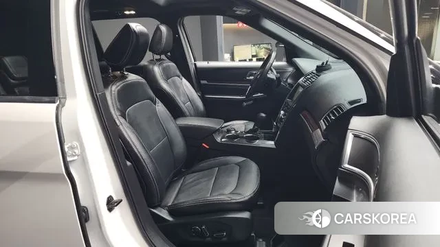 Ford Explorer 2018 Белый из Кореи, фото 2