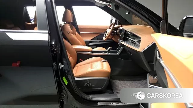 Ssangyong Torres 2022 Черный из Кореи, фото 2