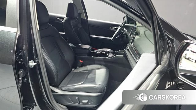 Kia Sportage 5th Generation 2021 Черный из Кореи, фото 2