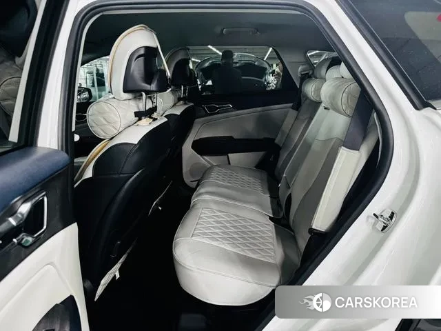 Kia Sportage 5th Generation 2023 Белый из Кореи, фото 2