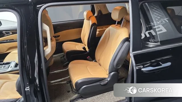 Kia Carnival 4th generation 2021 Черный из Кореи, фото 2