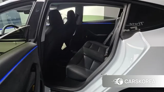 Tesla Model 3 2024 Белый из Кореи, фото 2