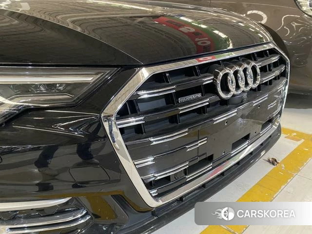 Audi A6L 2023 Черный из Китая, фото 2