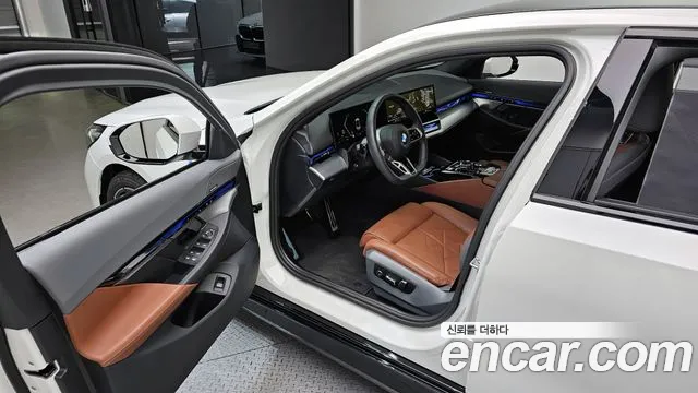 BMW 5 Series (G60) id 2677673 из Кореи 2