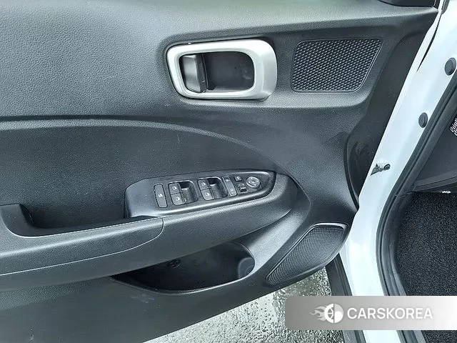 Hyundai Venue 2019 Белый из Кореи, фото 2