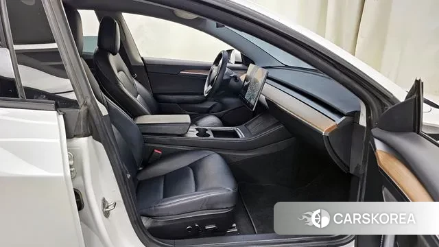 Tesla Model 3 2021 Белый из Кореи, фото 2