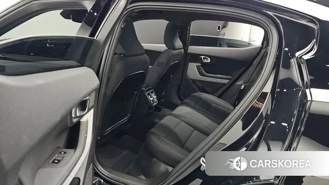 Polestar Polestar 2 2023 Черный из Кореи, фото 2