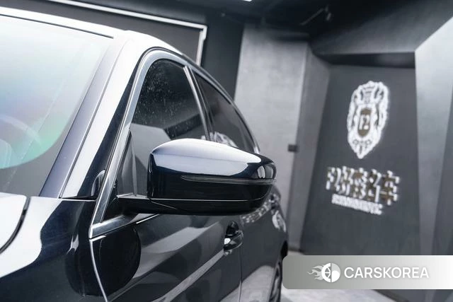 BMW 5 series PHEV 2023 Синий из Китая, фото 2