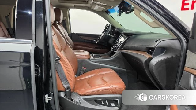 Cadillac Escalade 2018 Черный из Кореи, фото 2