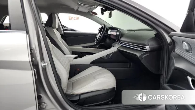 Hyundai Avante (CN7) 2020 Серебристо-серый из Кореи, фото 2