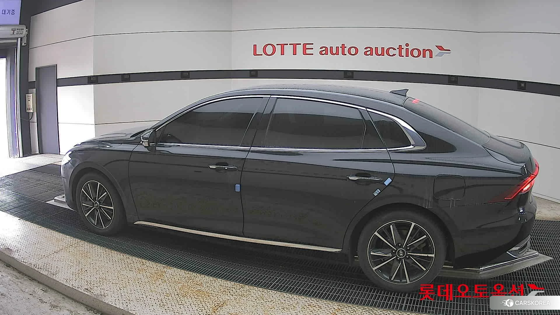 Hyundai Grandeur 2021 Черный из Кореи, фото 2
