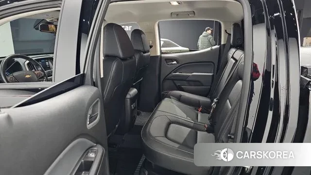 Chevrolet (GM Daewoo) Real New Colorado 2022 Черный из Кореи, фото 2