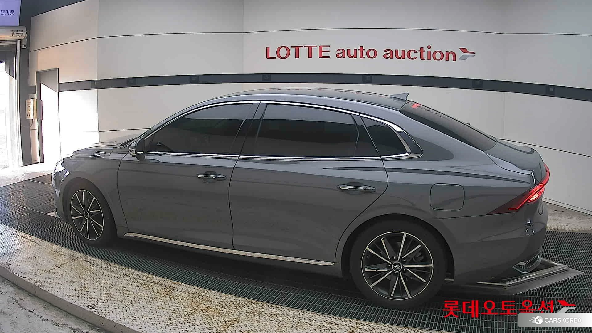 Hyundai Grandeur 2021 Hampton Gray из Кореи, фото 2