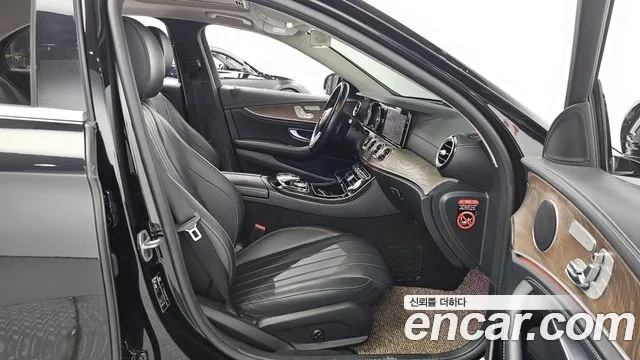 Mercedes-Benz E-Class W213 2019 Черный из Кореи, фото 2