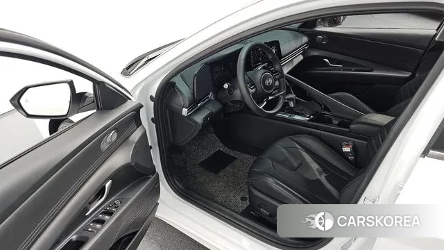 Hyundai The New Avante (CN7) 2025 Белый из Кореи, фото 2