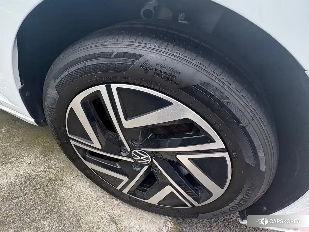 Volkswagen Sagitar 2024 Белый из Китая, фото 2