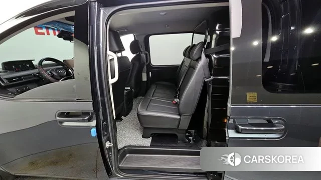 Hyundai Staria 2022 Серый из Кореи, фото 2