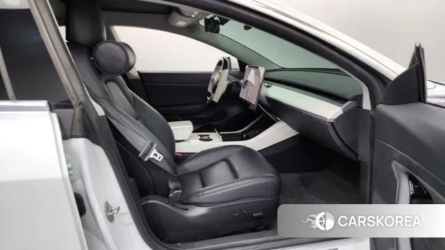 Tesla Model 3 2020 Белый из Кореи, фото 2