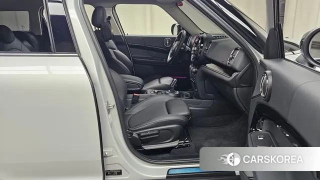 Mini Cooper Countryman 2022 Белый из Кореи, фото 2