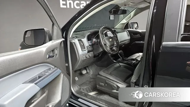 Chevrolet (GM Daewoo) Real New Colorado 2021 Черный из Кореи, фото 2