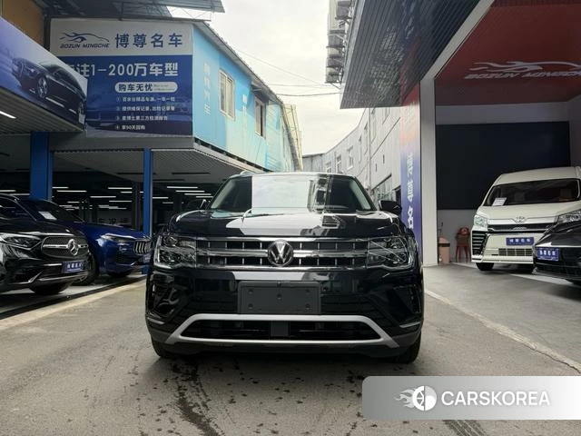 Volkswagen Tourang 2024 Черный из Китая, фото 2