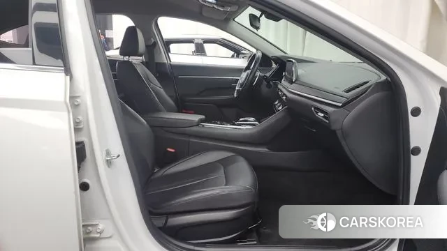 Hyundai Sonata (DN8) 2022 Белый из Кореи, фото 2