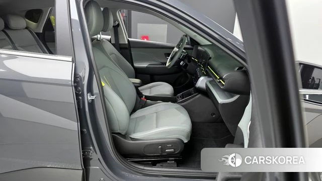 Hyundai Kona (SX2) 2024 Серый из Кореи, фото 2