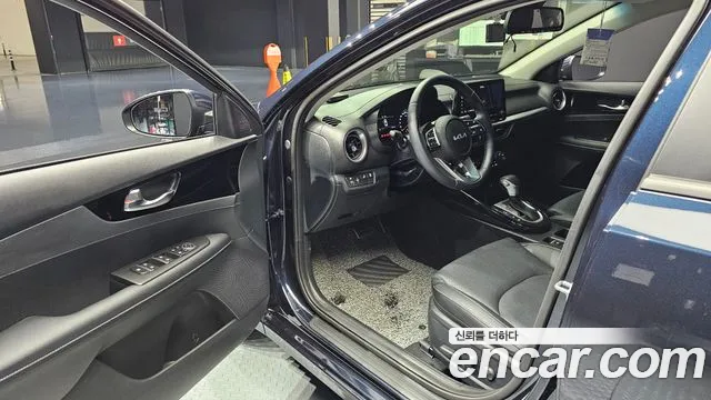 Kia The New K3 2nd generation 2024 Синий из Кореи, фото 2