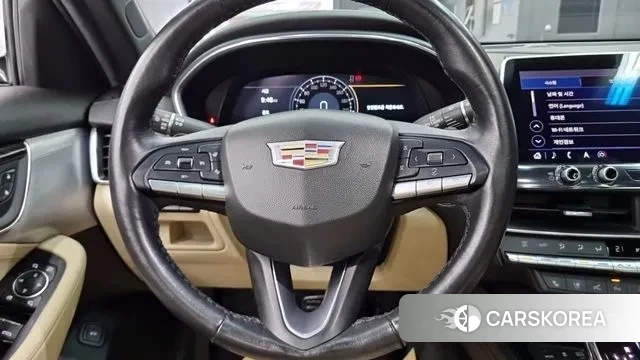Cadillac CT5 2021 Белый из Кореи, фото 2