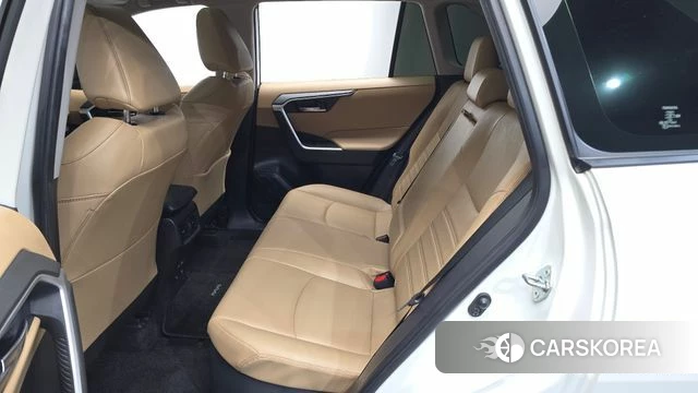 Toyota RAV4 5th Generation 2022 Белый из Кореи, фото 2