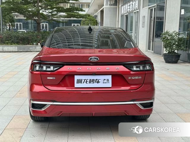 Ford Mondeo 2022 Красный из Китая, фото 2