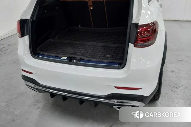 Mercedes-Benz GLC-Class X253 2022 Белый из Кореи, фото 2