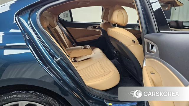Genesis The New G70 2023 Синий из Кореи, фото 2
