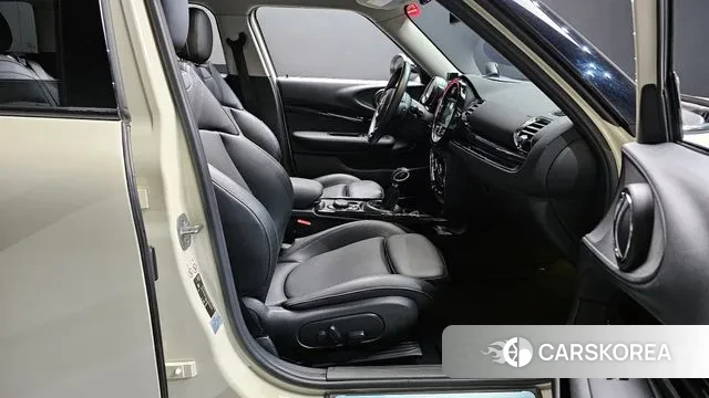 Mini Cooper Clubman 2018 Жемчужный цвет из Кореи, фото 2