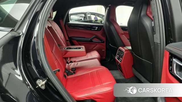 Porsche Cayenne (PO536) 2020 Черный из Кореи, фото 2