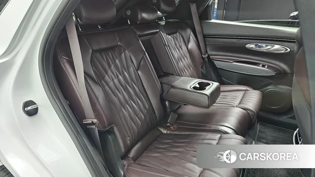 Genesis GV70 2022 Белый из Кореи, фото 2